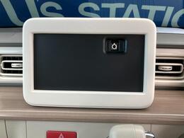 オーディオレス仕様車なのでお好みの全方位カメラ対応ナビを装着するとナビの画面で車両周囲の安全確認が可能！