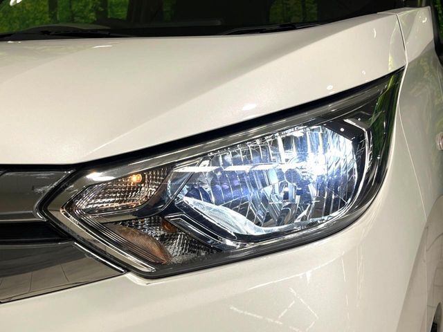 ヘッドライトやテールランプ＆アルミホイール等の各種コーティングもオススメしております。レンズ部分の黄ばみや汚れを抑え、きれいな状態をメンテナンスレスで保てます♪