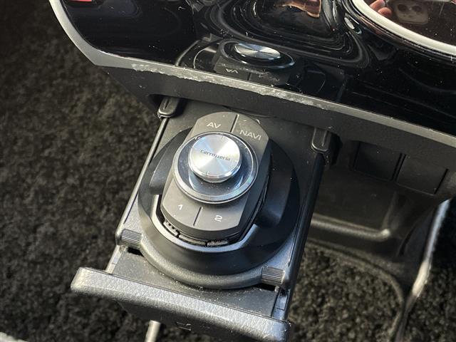 店頭在庫以外にも約16，000台のガリバー共有在庫から、ぴったりな1台をお探しすることが可能です！