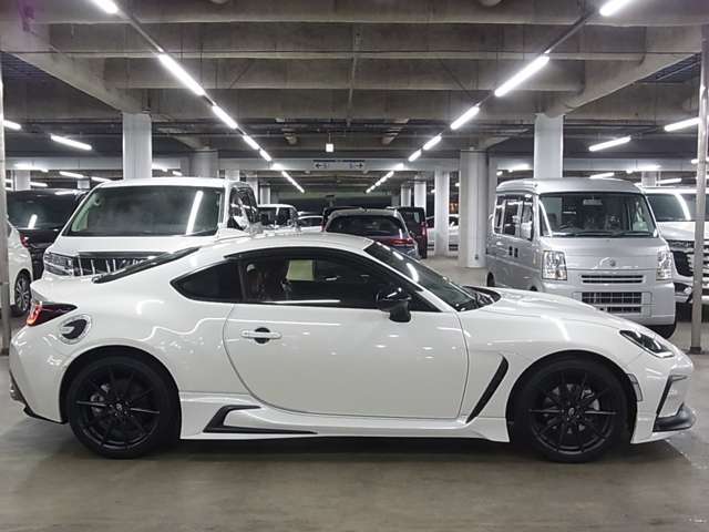 毎日新規物件入庫！3500台の高品質車をぜひとも、ご自身の目で直接ご覧になって、ご実感下さい、自身を持ってお勧めいたします。