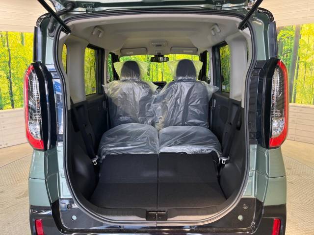 普段のお買い物や通勤、送迎等に十分な荷室スペースを確保しております。セカンドシートを倒すと、大きな荷物の積載も可能です♪