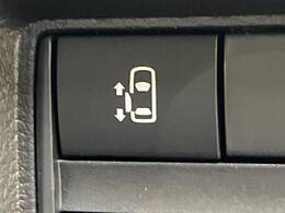 【パワースライドドア】スマートキーや運転席のスイッチでスライドドアの開閉が可能♪電動だから力を入れてドアを開ける必要が無く、小さいお子様でも、重い荷物を持っている時もラクに開け閉めできます♪