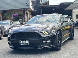福岡輸入車専門店LOOK'Sでは、初めてアメ車や輸入車をご購入されるお客様でも安心してご購入、そして快適なカーライフを送っていただけるようサポートさせて頂きます。