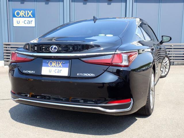 リヤビューの画像になります。オリックス認定中古車には、ご購入後も安心してお乗りいただくために、独自の「オリックス認定中古車保証」をお付けしています。