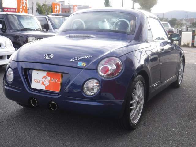 車買取店なので下取価格に自信があります！下取から納車までスムーズな乗り換えができるようにサポート致します！ご希望に応じて代車などの貸し出しサービスも御座います！