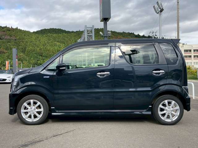 グループ総在庫常時500台以上！！販売だけでなく無料査定買取強化中！多くのユーザー様から嬉しい口コミを頂いております！！自社保証最長5年！！アフターサポートも充実！！