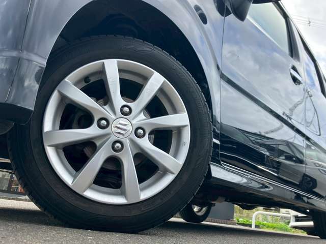 【タイヤ交換もお任せください！！】当店ではタイヤ交換、エアー調整も行っております！お声がけください♪