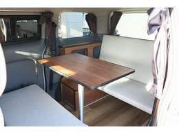 乗車定員5名・就寝2名タイプ★