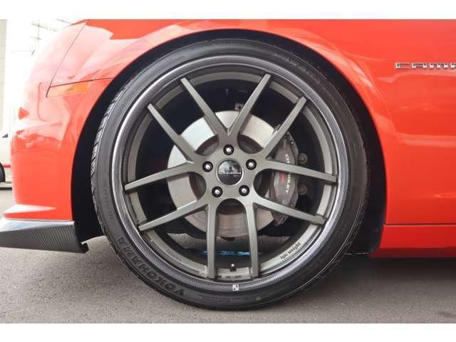 Aftermarket22インチアルミホイール　フロント255/35R22