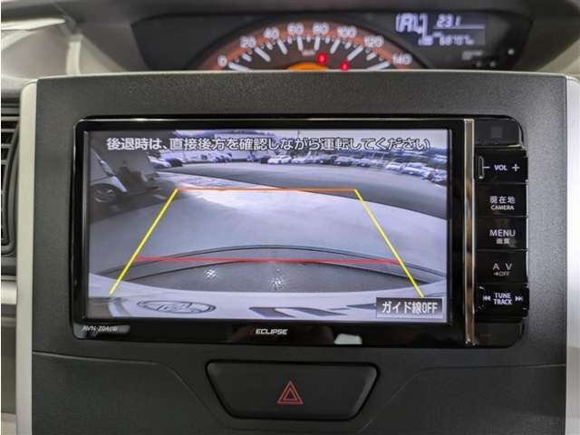 バックモニター付きですので、日常の駐車はもちろん、人や障害物のなど後方が映像で確認出来るので安心です！補助装置になりますので、目視でもご確認ください。