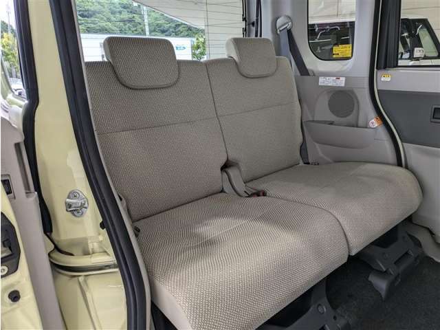 長時間の乗車でも、ゆったりとした後部座席の為、疲れにくいです