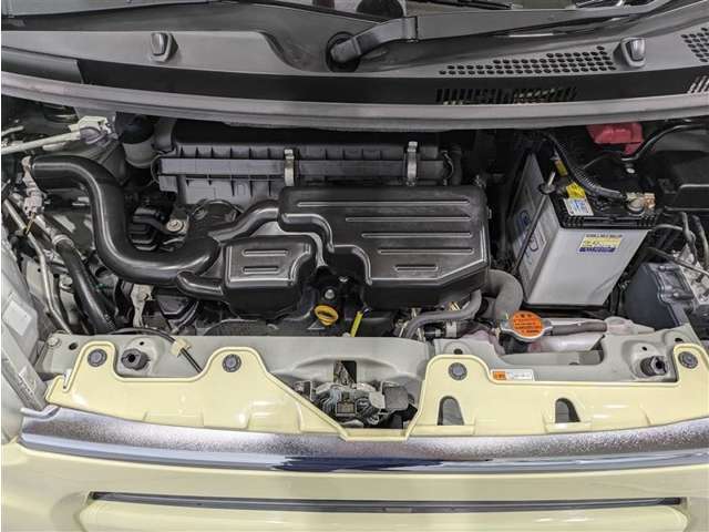 まるごとクリーニング実施済み。エンジンルームもピカピカです。