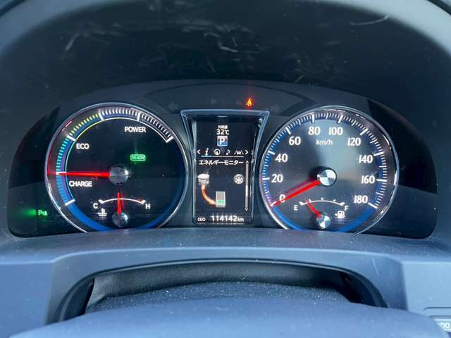 気になるお車・また当社に在庫がないお車でもいいので、お気軽にお問い合わせください。独自のルートで全国から仕入れを行っているので、お客様のご要望から、ベストなお車をいち早くお探しします！