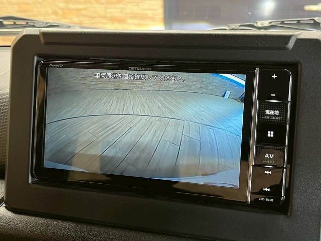【バックモニター】装備で駐車が苦手な方も安心です！