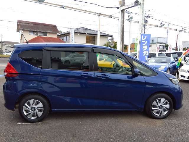 ナビ・DVD再生・Bluetooth・バックカメラ・ナビ連動ETC・衝突軽減ブレーキ・アダプティブクルーズコントロール・ハンドル支援・両側電動ドア・LEDオートライト・ウッド調パネル・試乗できます