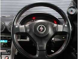 ★純正レザー巻ステアリング　★ハンドルグリップも程度良好です