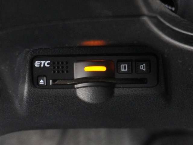 【ETC車載器】高速道路のご利用時にとても便利なETC車載器。セットアップ(費用別途)後にお渡ししとなります。