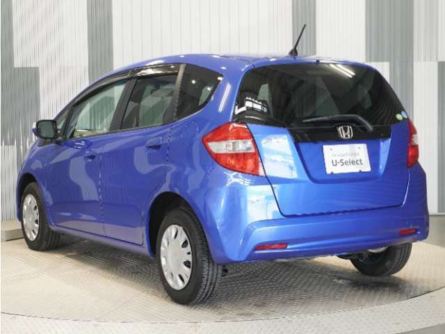 色々なお店で販売しているHonda車ですが、アフターサービスも全てお任せ頂けるのは「HondaCars正規販売店」だけ！ご納車後もお住まいの地域の販売店にて　アフターサービスをお任せいただけます。