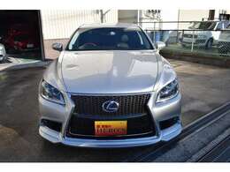 三眼フルヘッドライト＆LEDデイライト付き！！