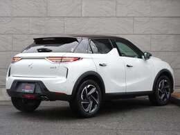 弊社全国50店舗のネットワークと、積載トラックも完備しておりますので全国どちらでも納車可能です！自社工場も完備しておりますのでアフターメンテナンスもご安心下さい！