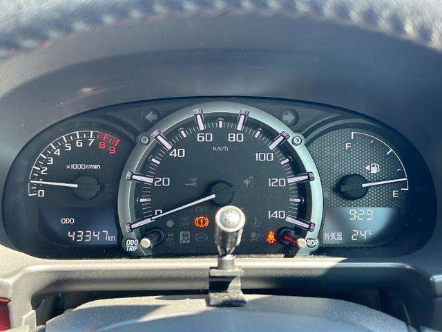 整備、修理、塗装、板金etc...愛車を長く乗って頂けるように様々なメニューをご用意しています。