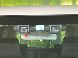 【スズキ　セーフティサポート】走行中に前方の車両等を認識し、衝突しそうな時は警報とブレーキで衝突回避と被害軽減をアシスト。より安全にドライブをお楽しみいただけます。