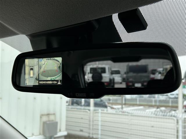 店舗にて現車の確認もいただけますので、お電話で在庫のご確認の上是非ご来店くださいませ。