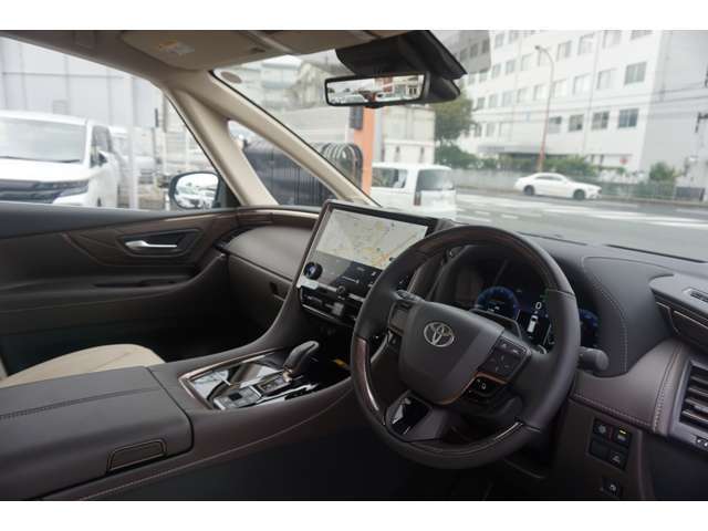 ▼ご家族の笑顔をNICEが守る！ご購入後も安心のトータルサポート。車検累計12,000台の実績と99.9％保証付帯で、買ってからもずっと安心！