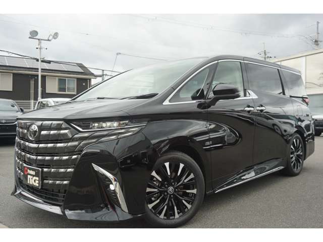 名神茨木インターから1分！販売実績5，000台以上！全国納車可能！お見積り無料！頭金0円ローン可！！全国対応長期保証！指定整備工場完備！整備資格スタッフ多数在籍！