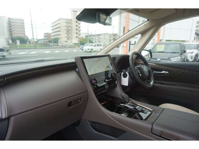 ▼遠方でも「実車を超える見える化」でご案内！NICEはクチコミ平均4.7点・5000件超の高評価！納得の内装状態をしっかり確認できます。