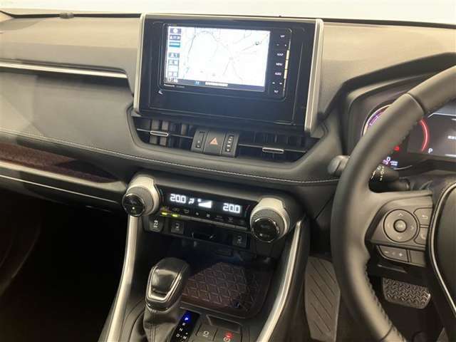 【残価設定型プラン】こちらの車両は残価設定型プランにてご購入可能です。車両価格の一部を予め1～5年後の残価として据え置いて残りの金額を分割払いにする商品です。月々のお支払いを軽減する事ができます！