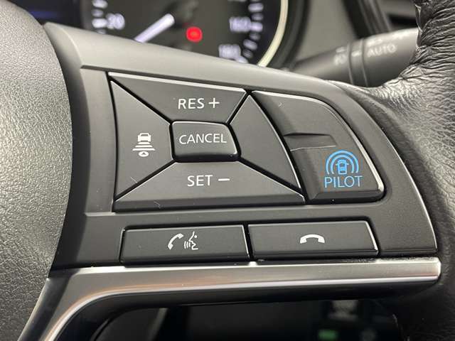 【運転席操作部】快適なドライブを楽しむための機能が装備されています！運転席から触れるので、使いやすいです！除菌プランいれていただくと、さらに清潔で安心していただけます！