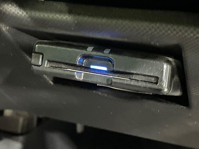 【ETC】高速道路の料金所をストレスなく通過！話題のスポットやサービスエリアに多い「スマートIC」利用時は必須のアイテムです。当店でセットアップを実施、ご納車当日からすぐにご利用いただけます！