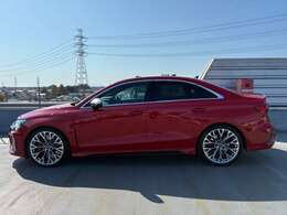 高品質なワンオーナー車を中心にご案内しております。