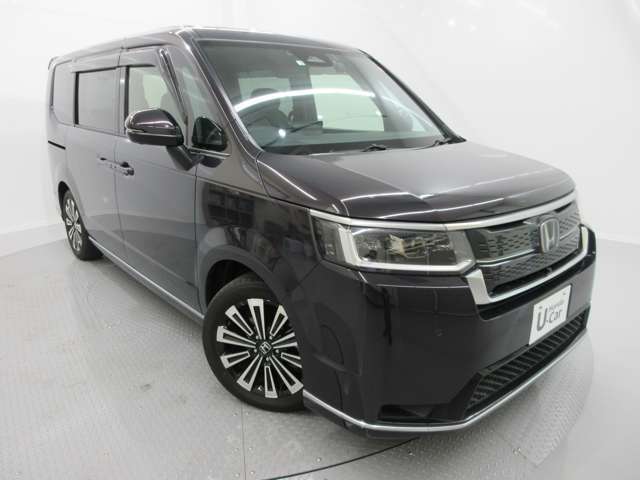 当社新車拠点で使用しておりました、元試乗車になります。