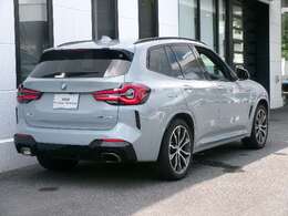 名鉄AUTOオリジナルコーティングMコートをはじめウインドフィルム施工、ドライブレコーダー取付、BMWパフォーマンスアクセサリーなど各種承ります。