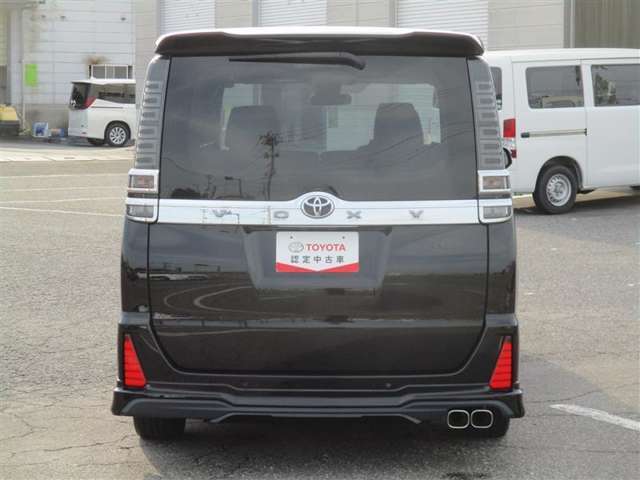 国家整備資格を取得しておりますメカニックが、大切なお客様のお車をご納車に向けて整備致します♪