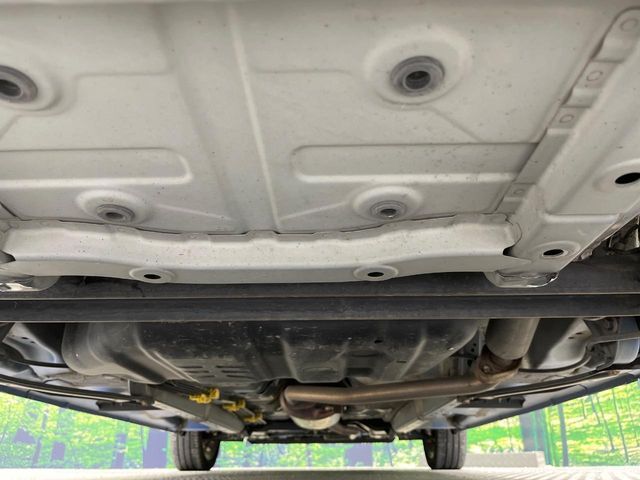 下回りがきれいなうちに、防錆加工の施工がオススメ。降雪地域はもちろん、沿岸部にお住いの方や、趣味でマリン・ウィンタースポーツをされる方にご好評いただいております。