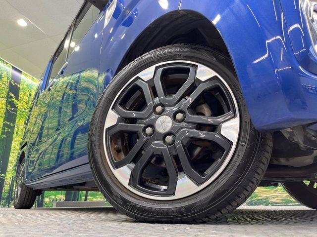 【純正15インチアルミホイール】外観にマッチした純正アルミホイールを装着しております。各種社外アルミホイールや、スタッドレスタイヤも取扱いしております。是非ご相談ください♪