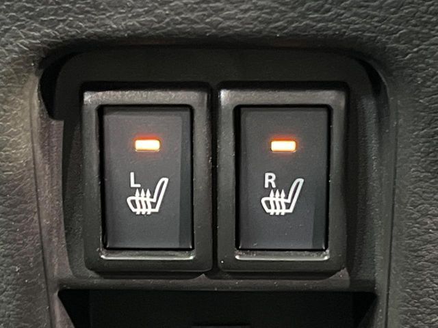 【シートヒーター】寒い日に重宝するシートヒーター！エアコンより早く温まってくれるので寒がりの人も安心ですね♪エアコンの温風は乾燥するから苦手、という方にもをおすすめです。