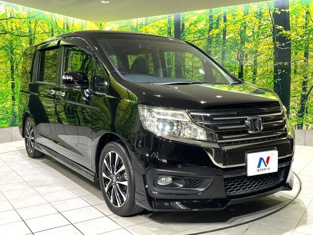 高透明度のガラス皮膜で撥水はもちろん、上質なツヤ・光沢を実現。紫外線や酸性雨から大切な愛車を保護し、色あせ・劣化を防止。「弾スプラッシュコート」、「弾プリミッサコート」からお選びいただけます。