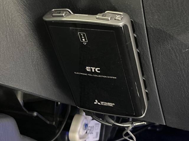 【ETC】高速道路の料金所をストレスなく通過！話題のスポットやサービスエリアに多い「スマートIC」利用時は必須のアイテムです。当店でセットアップを実施、ご納車当日からすぐにご利用いただけます！