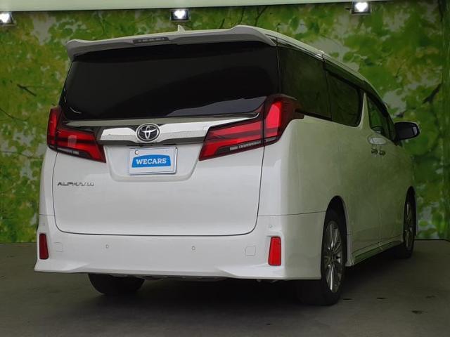 全国に店舗を展開しているのでどこでもお取り寄せが可能です！この車が気になるけど遠方だから・・・と諦める必要はありません！※別途陸送費が必要です。