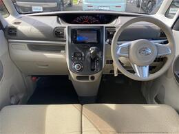 【インパネ全体】『インパネ全体』の画像になります。写真の内容に関してご不明点、ご質問等がございましたらお気軽にガリバー店舗までお問い合わせください。