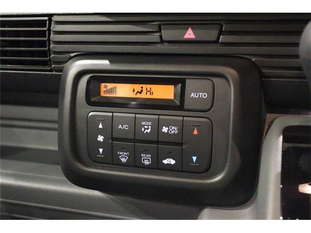 オートエアコン装備ですので、とっても快適！