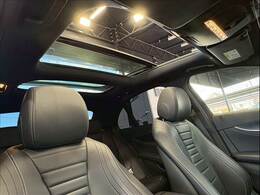 大人気オプションのサンルーフ装備！ドライブが楽しくなりますね♪