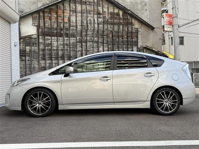 小さな小さな車屋です。大きな他店様とは違いできる事は限られます。ただ人として大事にしてきたところは負けないつもりです。これまでのたくさんの失敗の経験を活かし今できる事をコツコツ積み重ねます。