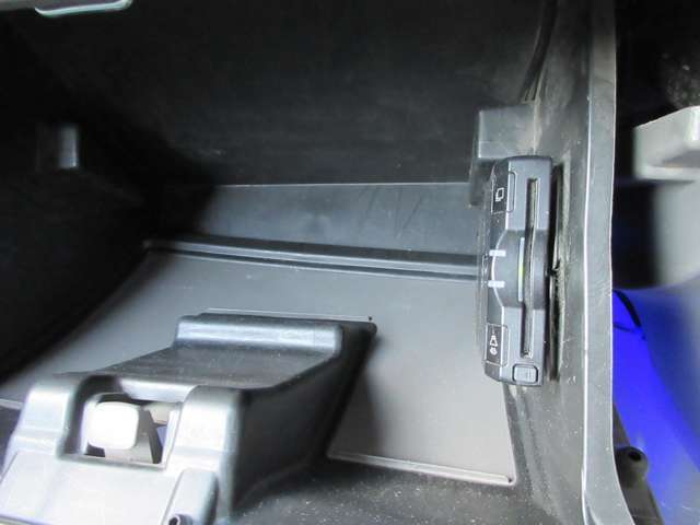 ETCも装備されております。高速道路の移動にはかかせません！