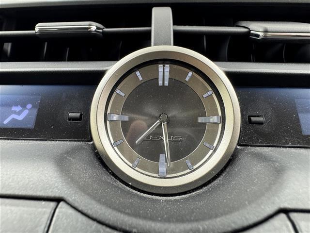 【スピードメーター】メーターがシンプルで見やすく運転しやすいですね！
