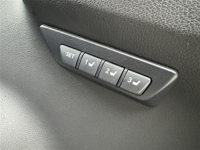 【運転席操作部】快適なドライブを楽しむための機能が装備されています！運転席から触れるので、使いやすいです！除菌プランいれていただくと、さらに清潔で安心していただけます！